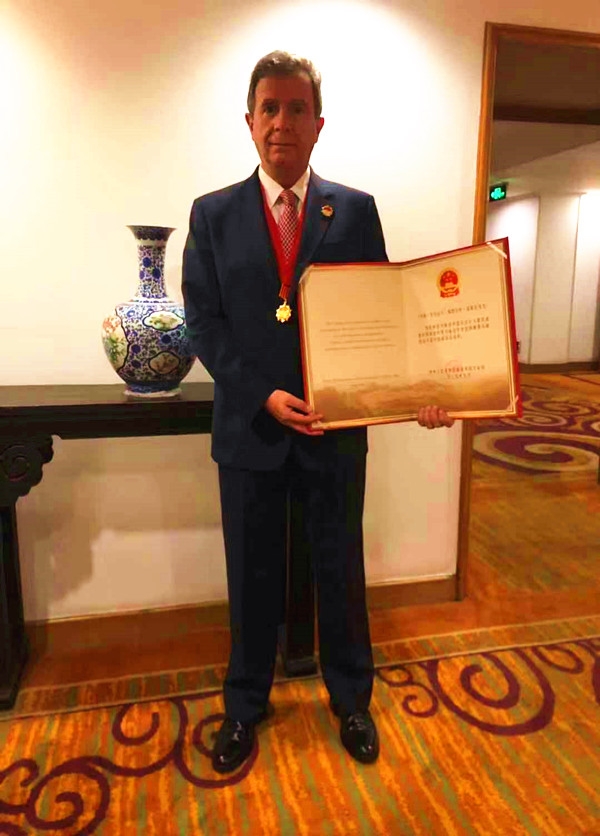 中信金屬股份有限公司外籍專家馬考斯·斯圖爾特先生榮獲2019年“中國政府友誼獎”